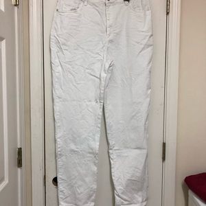 Gloria Vanderbilt jeans